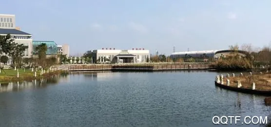 ���ϳ�ҽ2026���ذ�װ